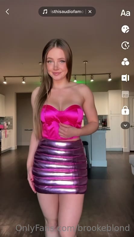Brooke Blond clips Epic