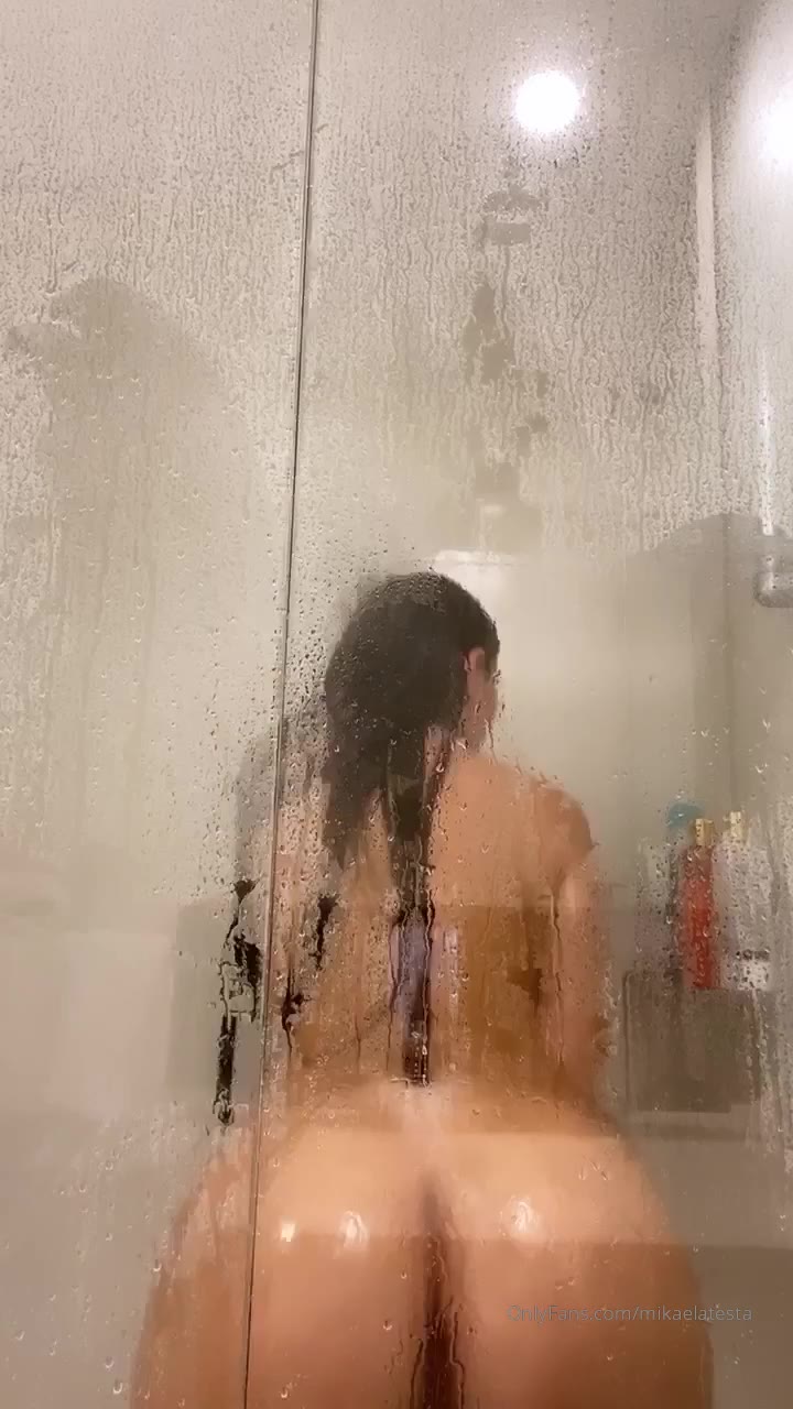 Mikaela Testa Nude onlyfans Epic