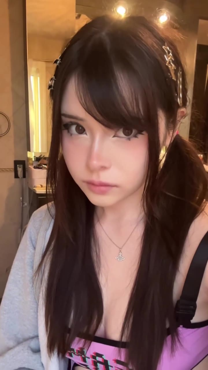 Lilyraekitty solo Sensational