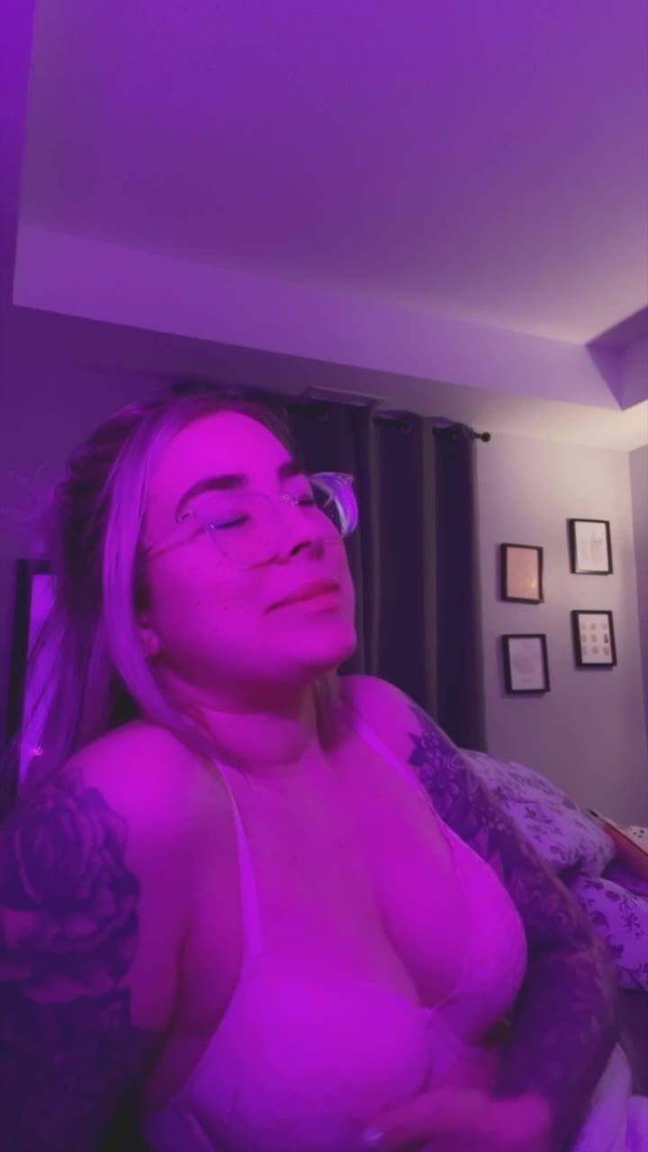 TheRealJenBretty Nude Leaked  Full Video Leaked