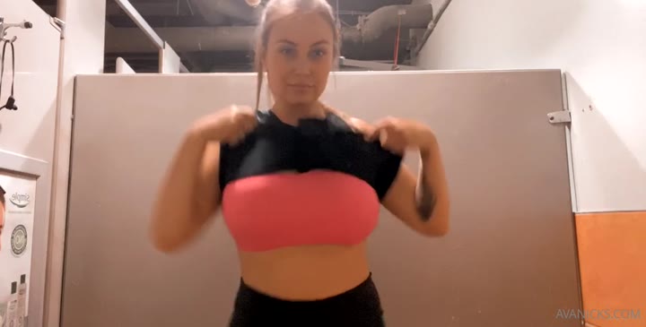 Exposed Busty Ava Nicks Nudes Leaked full video