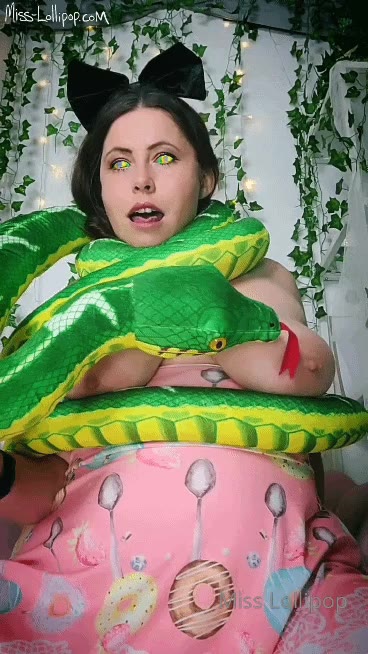 vulgar Lacey Royce masturbating Sensational
