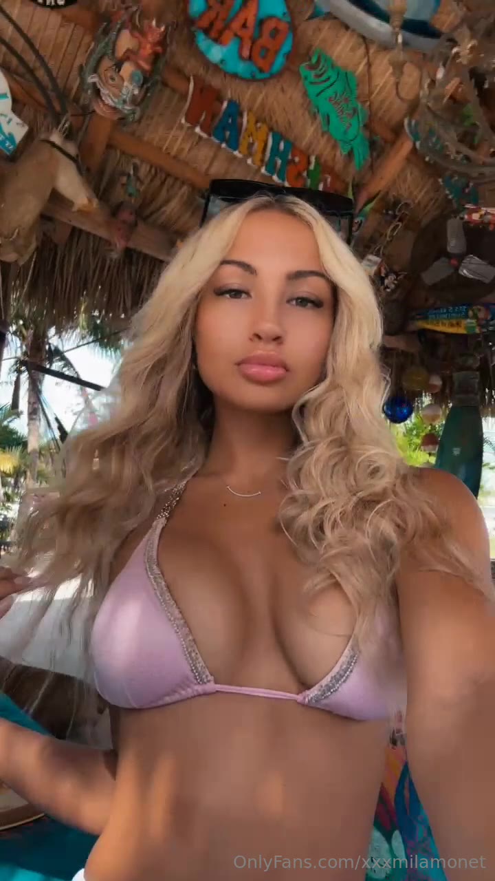 Sensational honey Mila Monet dildo