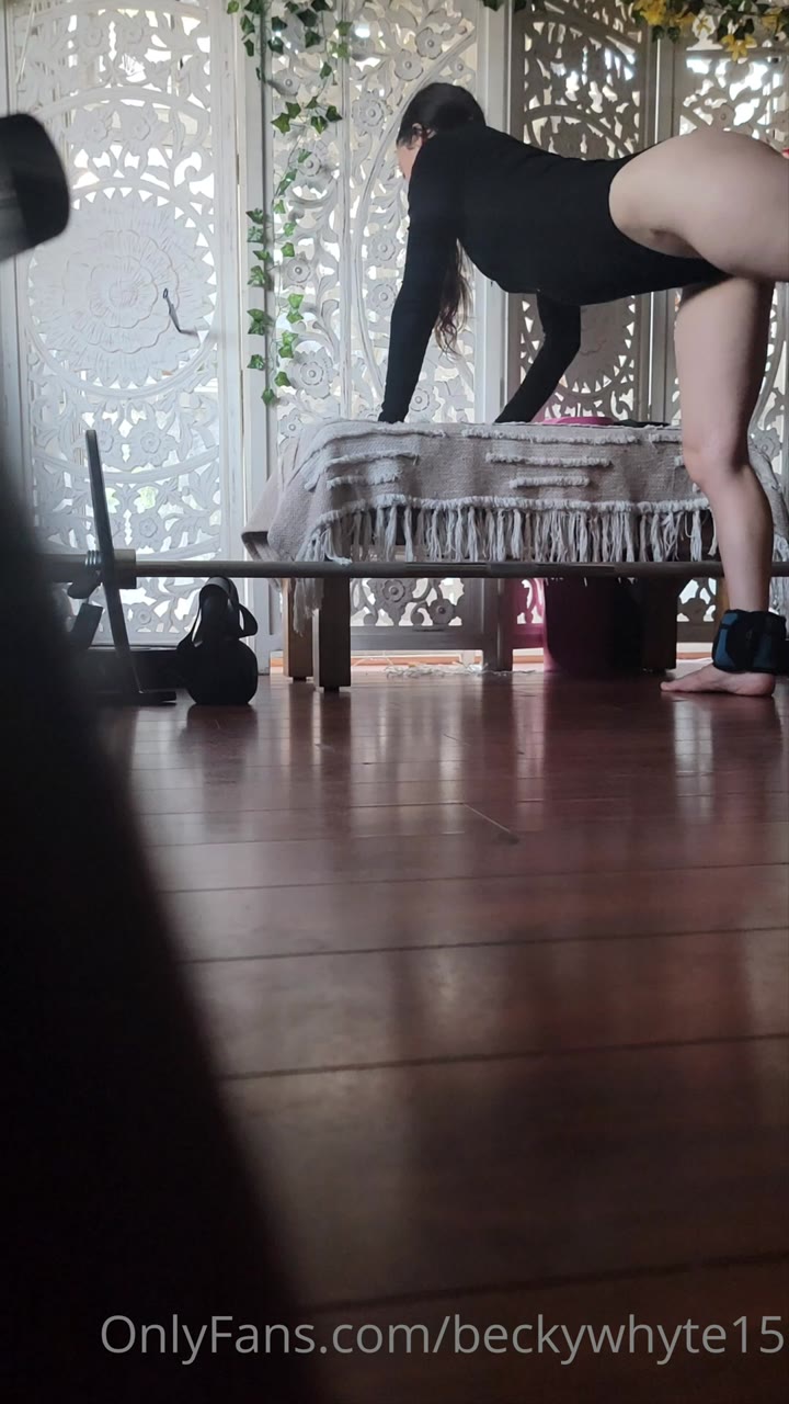Sensational thot Beckywhyte15 boobs