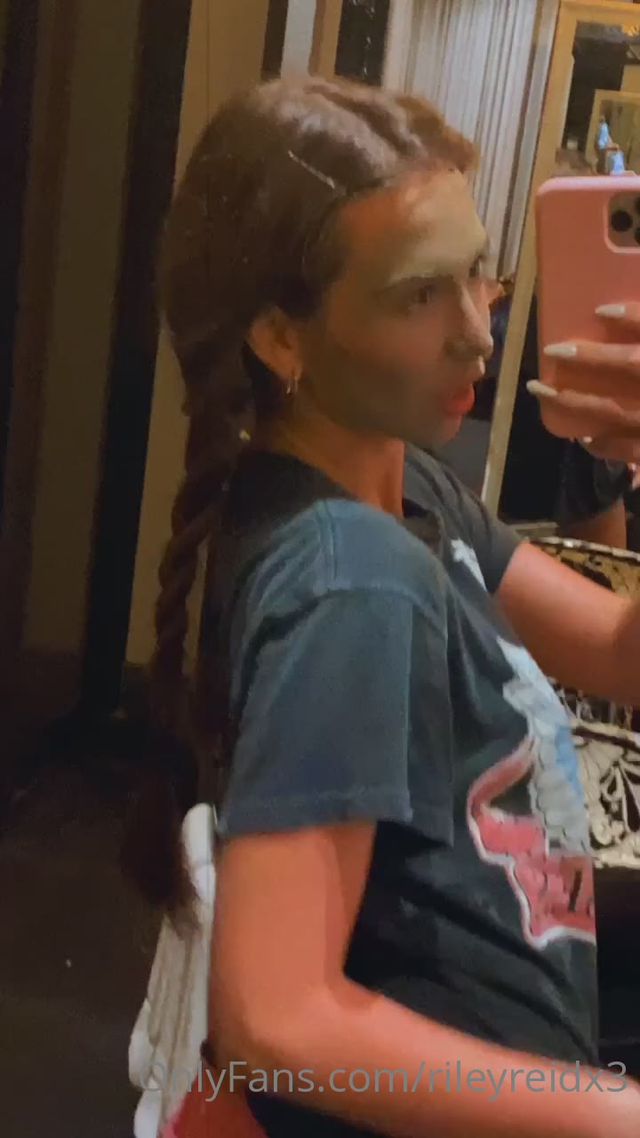 Rileyreid pussy
