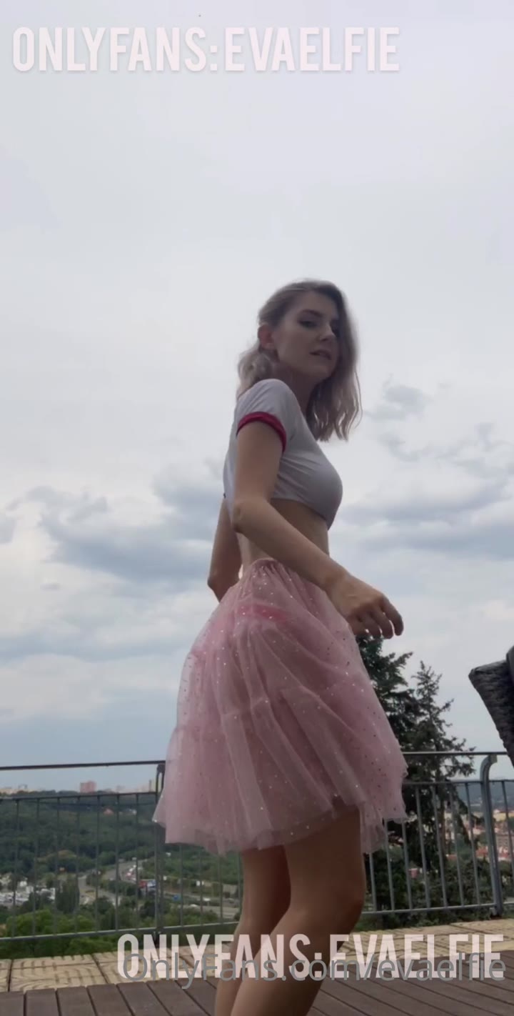 tramp Eva Elfie simpcity Video Sensational