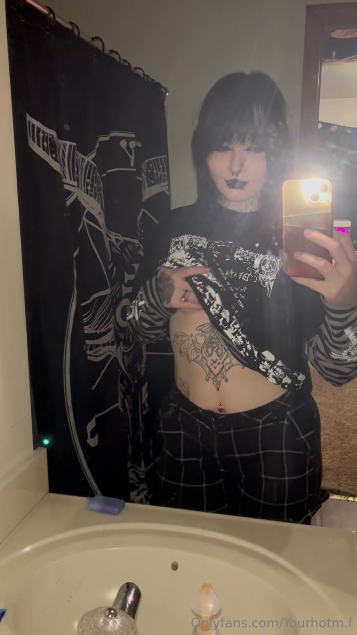 Sensational Yourhotmom Patreon leak