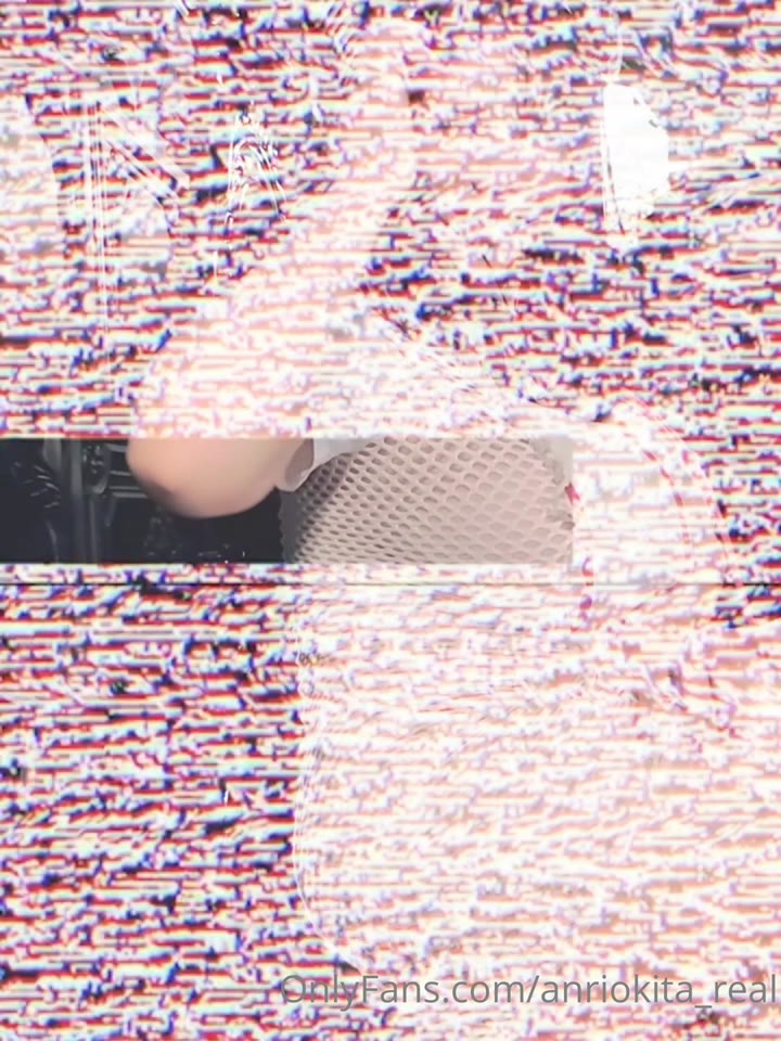 hussy Anriokita Real bg Exposed