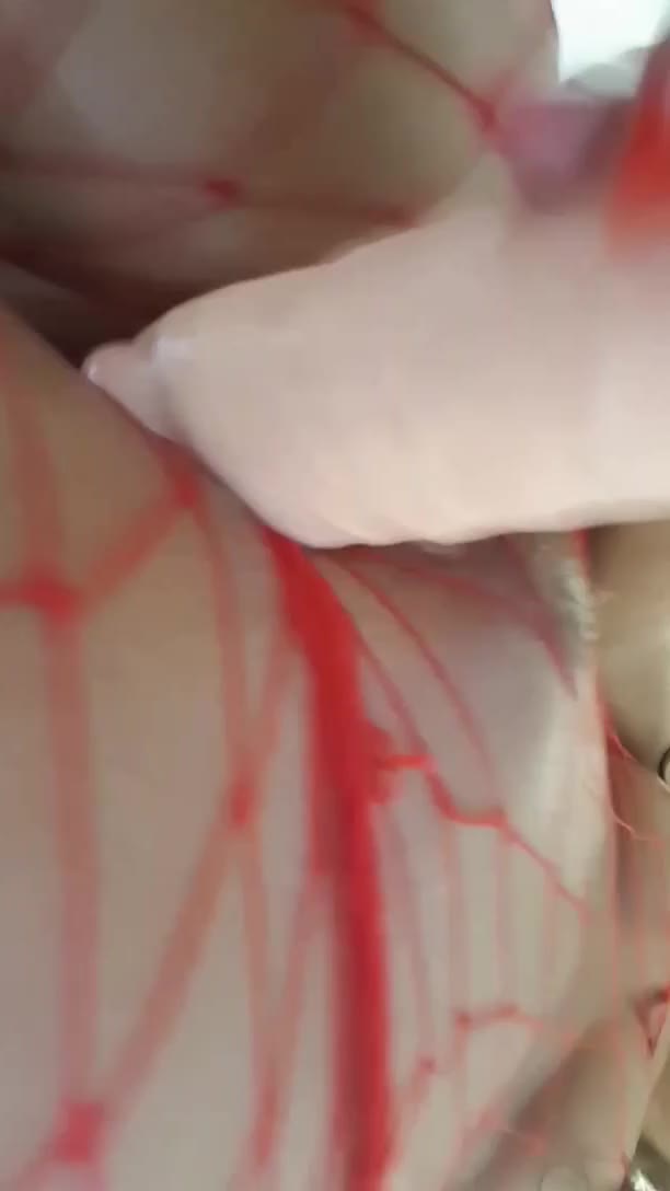 IsabelleMae20 nude boobs  Vid