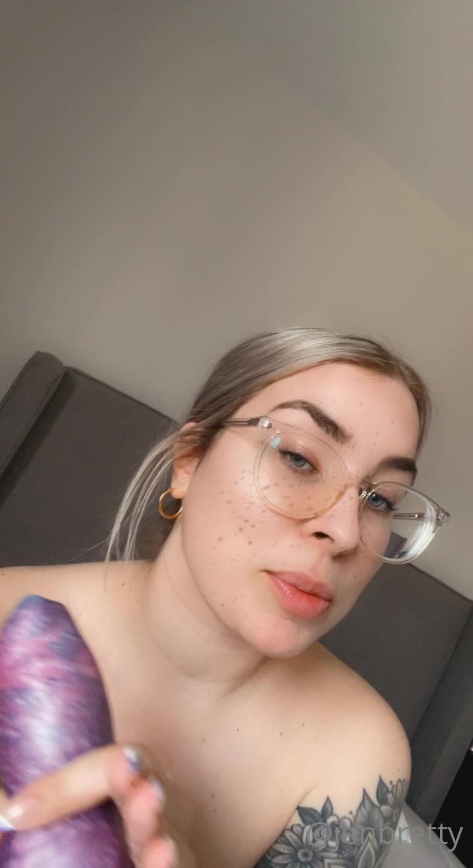 TheRealJenBretty fapello
