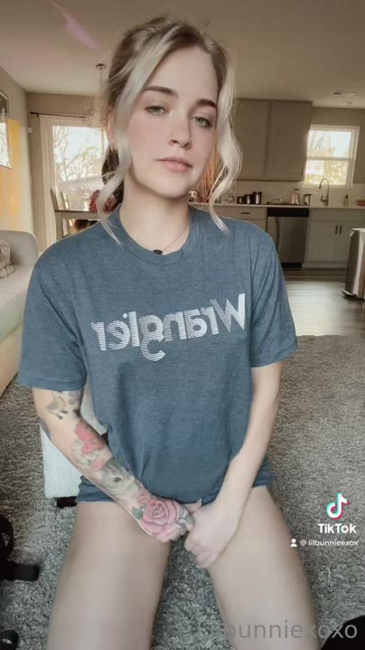 Exposed foul-mouthed Valerie White solo Full Video Leaked