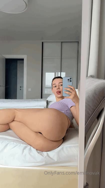 rude Ema Novak nsfw