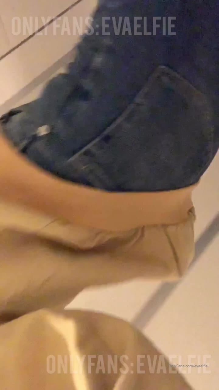 Exposed risqué Eva Elfie Onlyfans Leaks