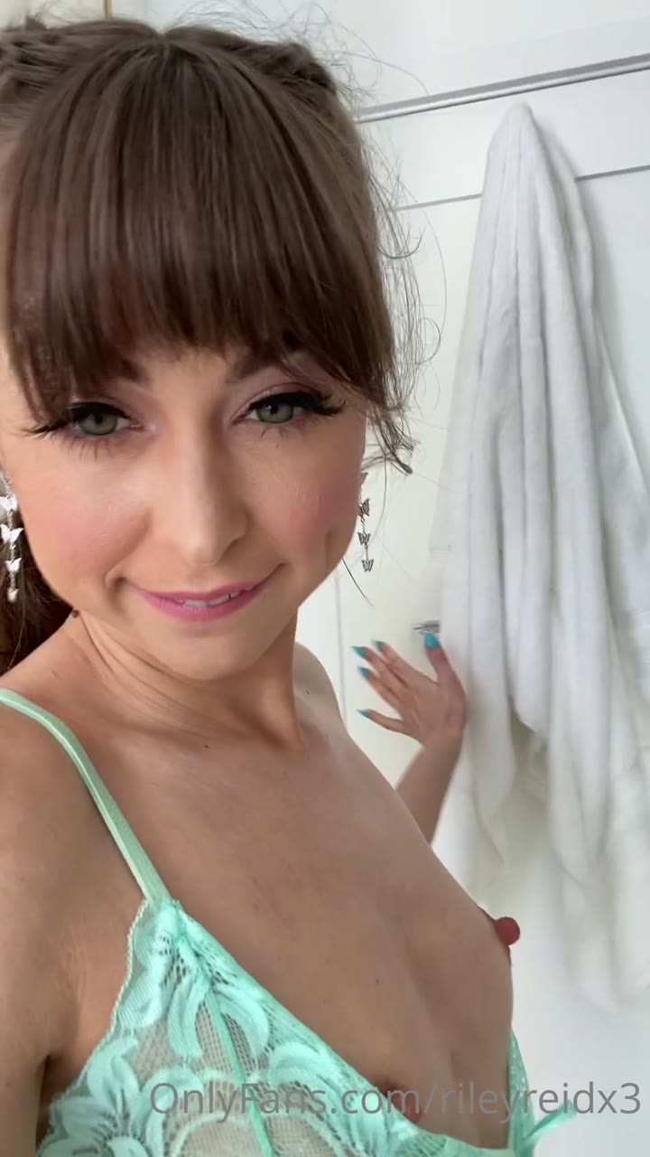 Rileyreid Nude Leaked full vid
