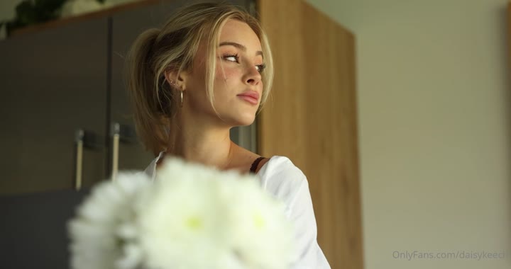 Epic Daisy Keech blowjob