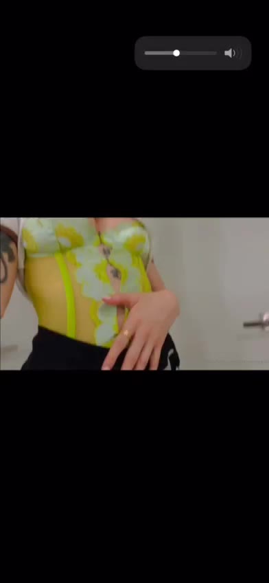 Cinnannoe tits Exposed