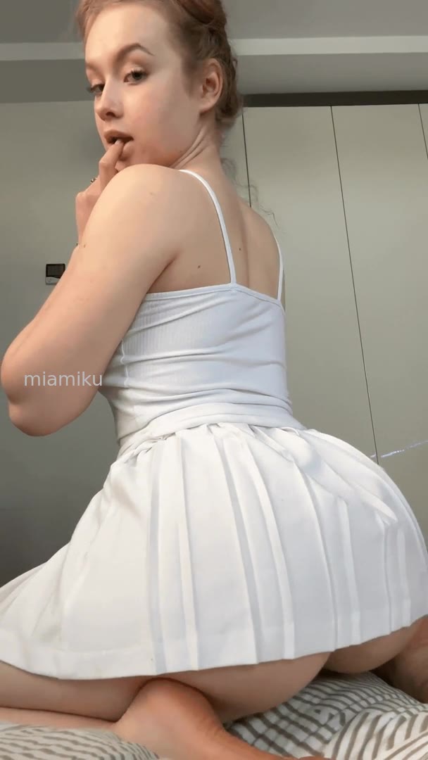Curvy Miamiku cams fullvideo Sensational