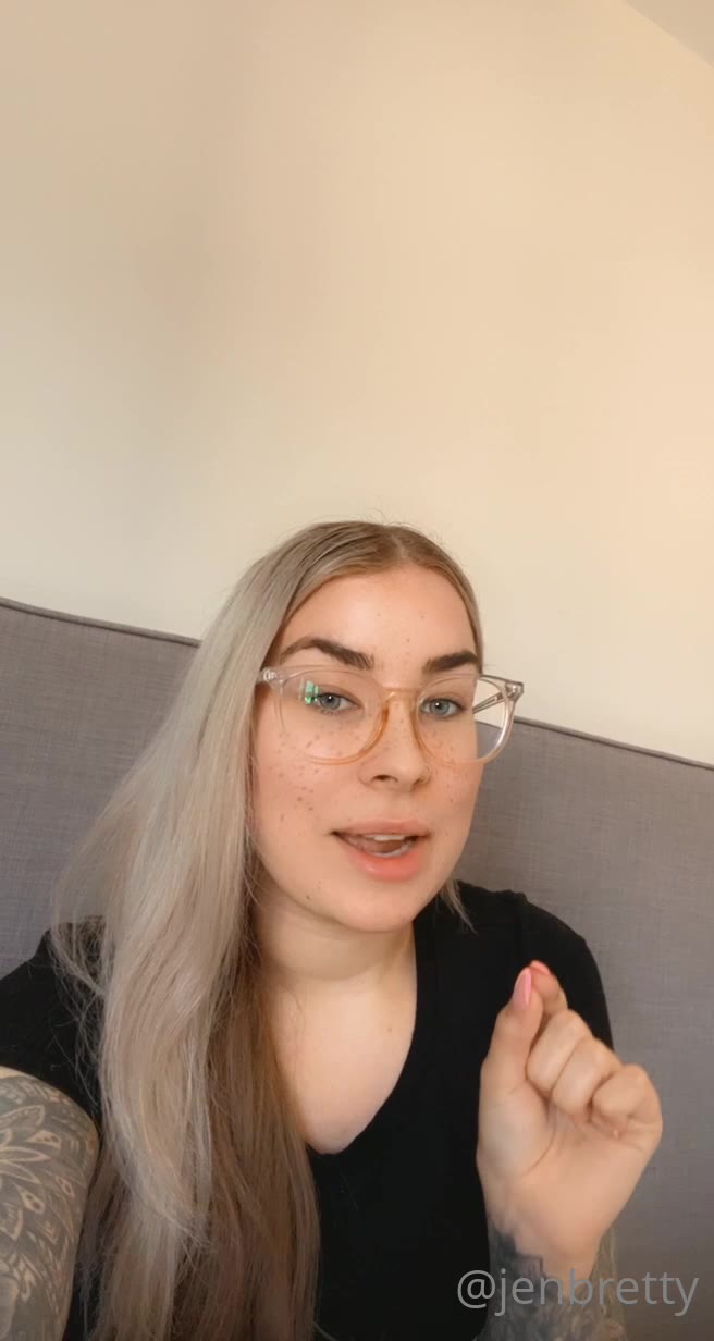 Epic TheRealJenBretty o n l y f a n s