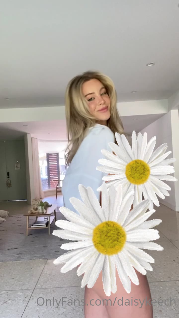 dog Daisy Keech dildo Epic