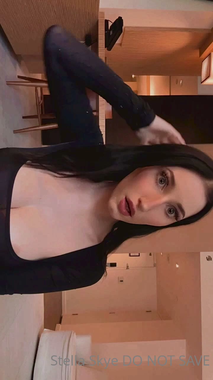Exposed Stellaskye clips