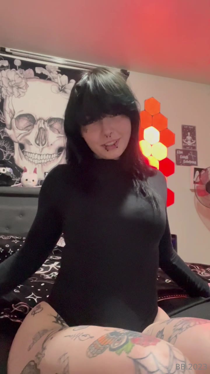 lascivious Yourhotmom porn xxx video full Exposed