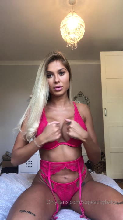 anorexic Sopeachybaby pussy