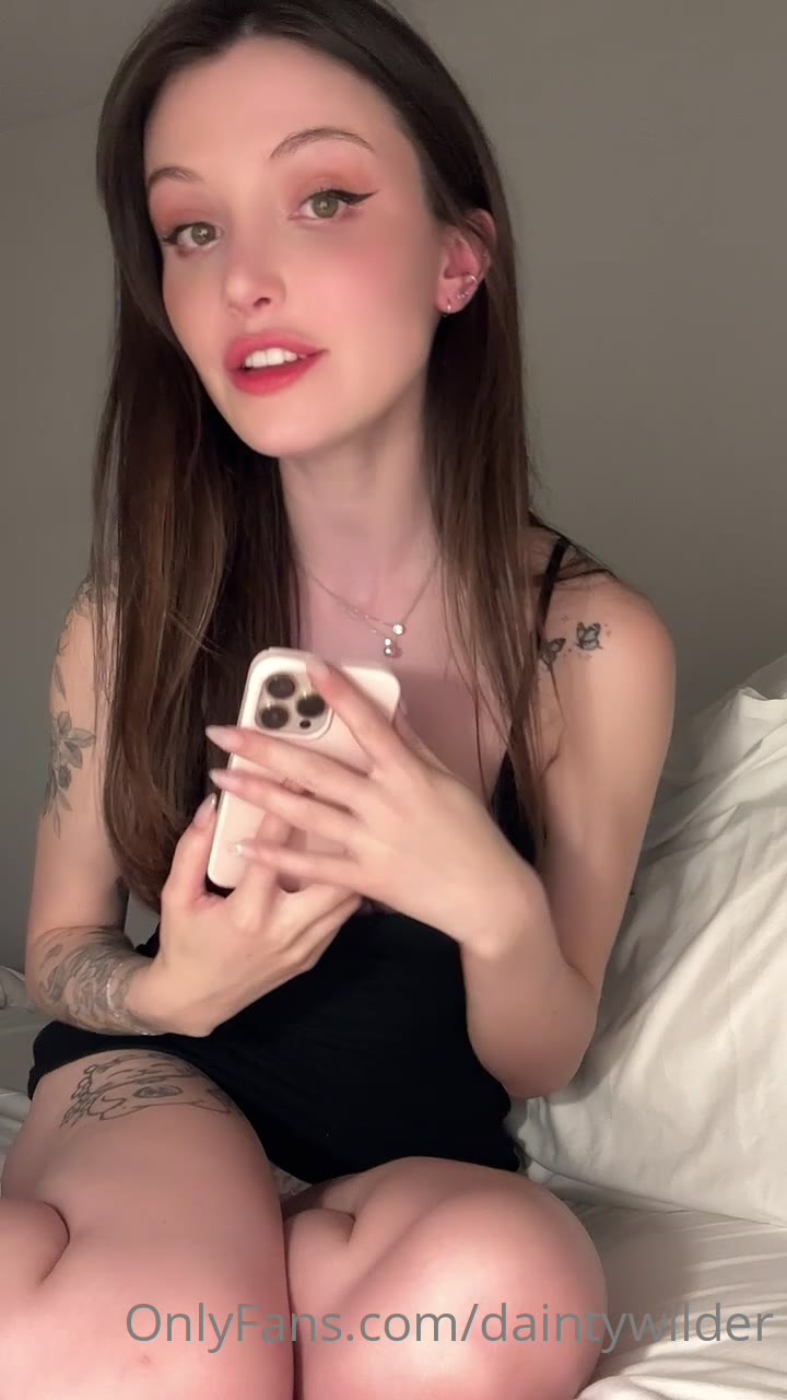 Epic gold-digger Dainty Wilder porn xxx
