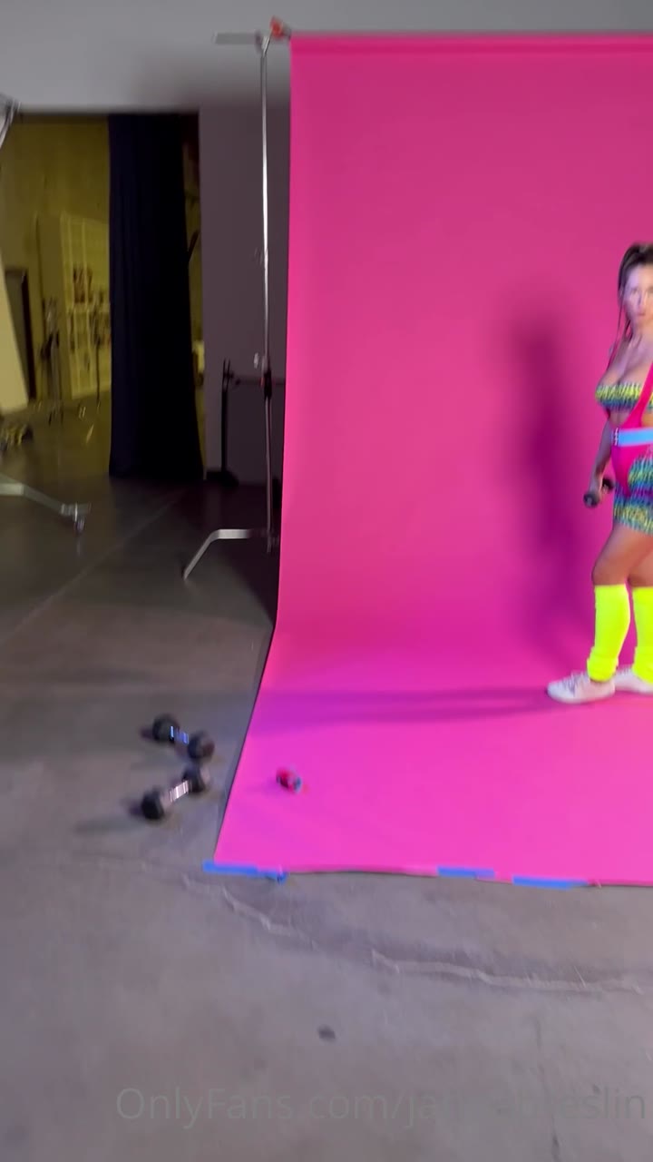 frigid Janna Breslin camrip Full Video Leaked