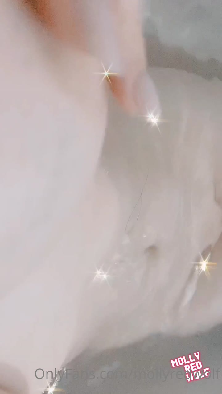MollyRedWolf OnlyFans Leaks