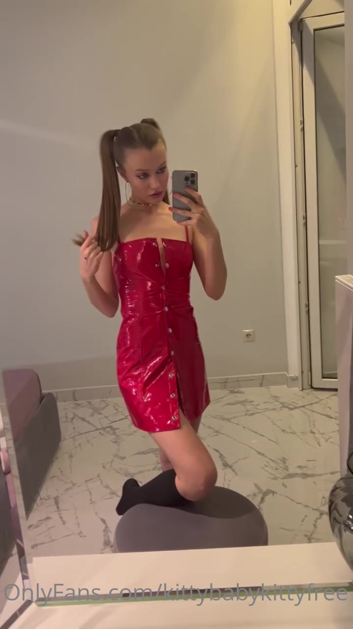 KittyBabyKittyVip sex tape