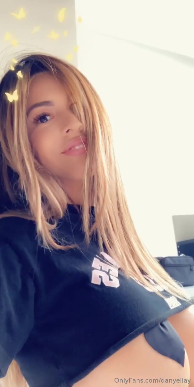 Danielley Ayalaa Camgirl