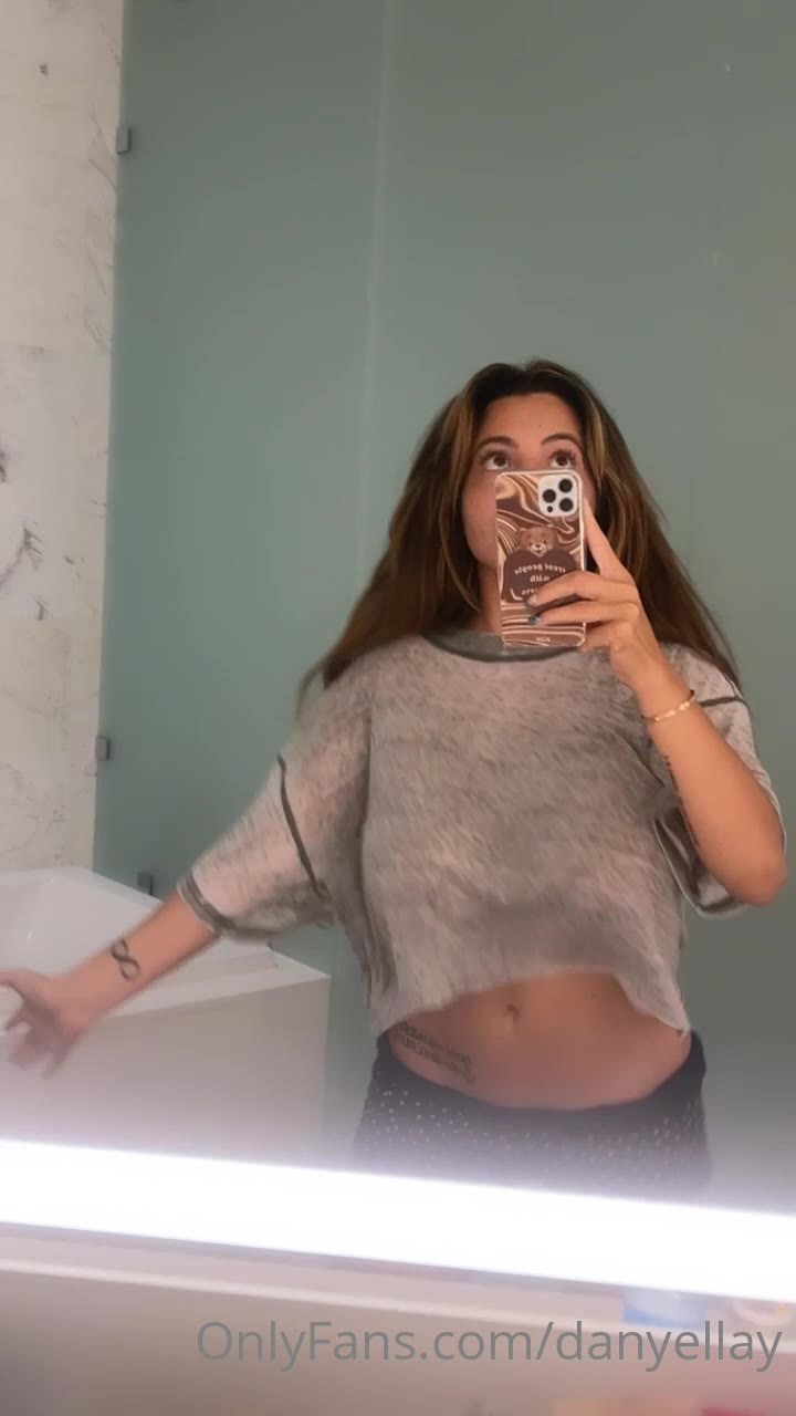 Danielley Ayalaa Crying Full Clip
