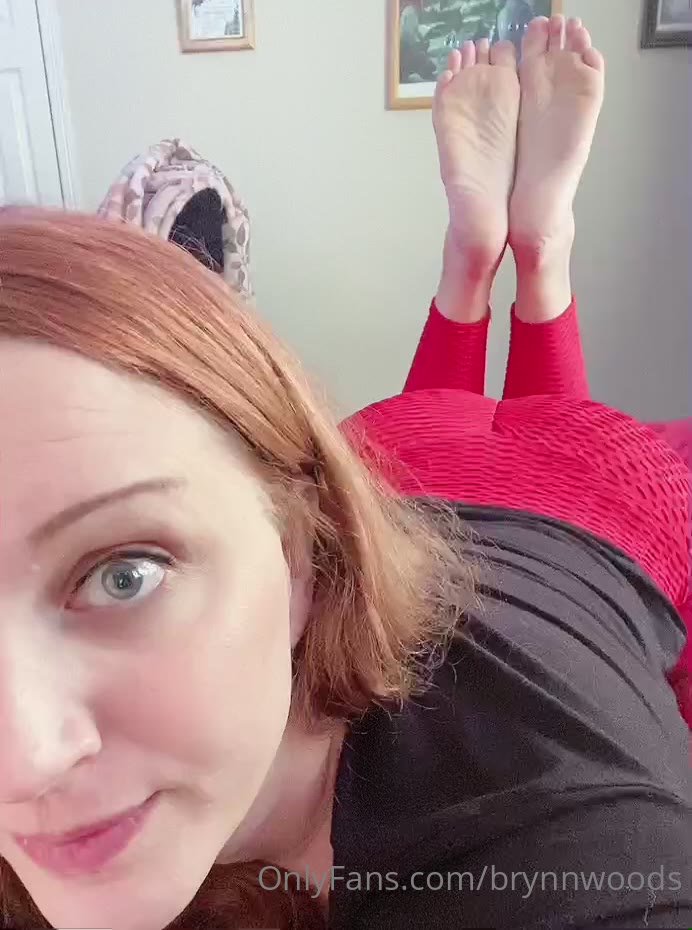 Brynn Woods Shivering Full Clip