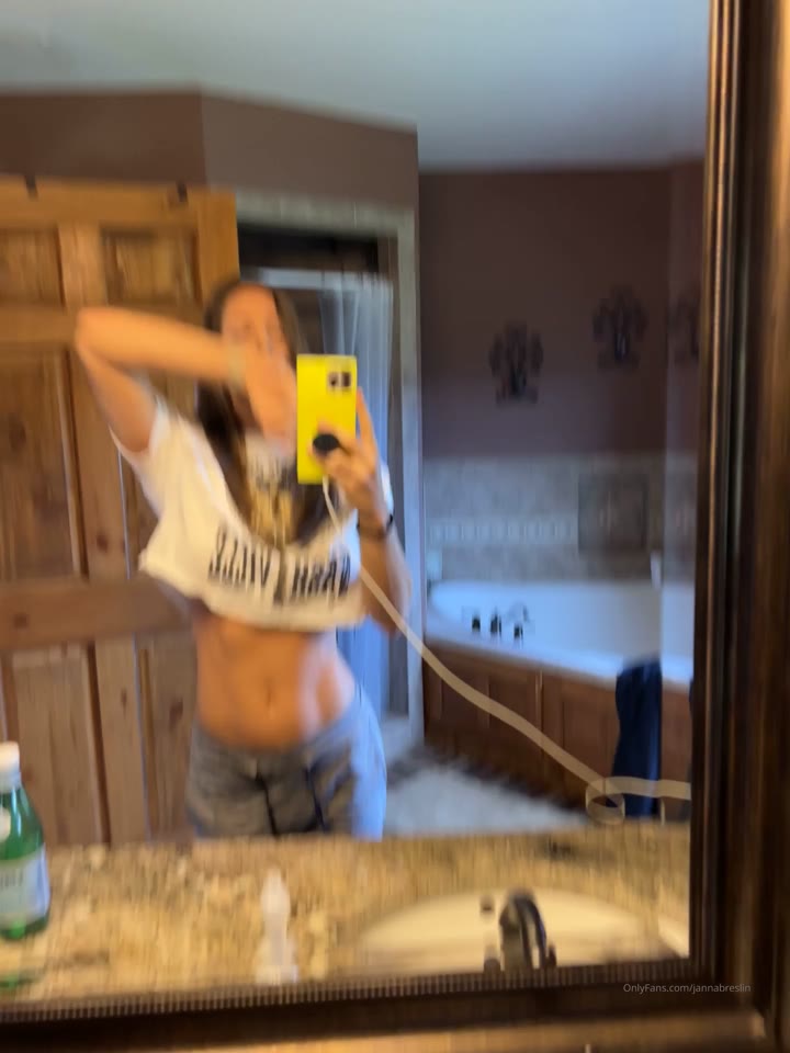 hen Janna Breslin thothub Exposed