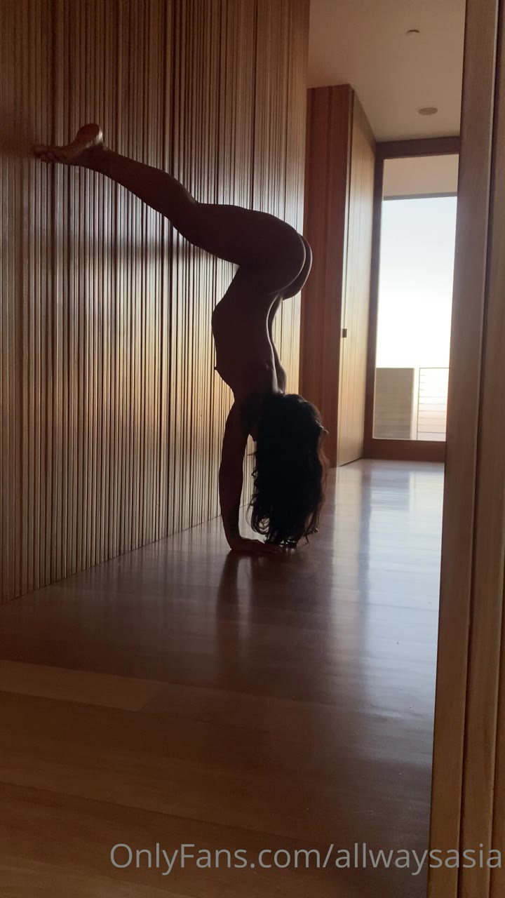 Bizarre AllwaysAsia Anal