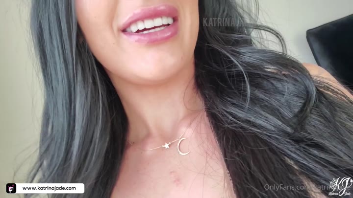 Katrina Jade – Glistening Atmosfere of Longing