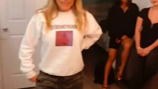 Irresistible AllwaysAsia Pussy