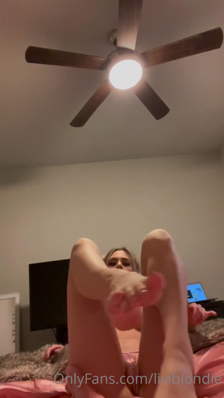 Slit Livi Blondie Leak Xxx