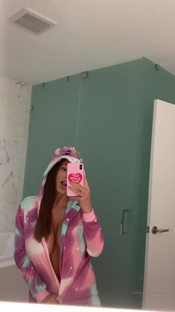 Danielley Ayalaa Trembling Epic Edition