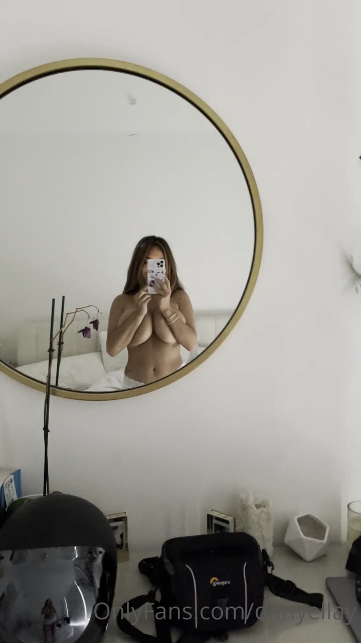 Bab Danielley Ayalaa Anal