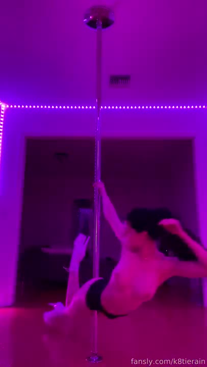 Hottie Katie Rain Vagina