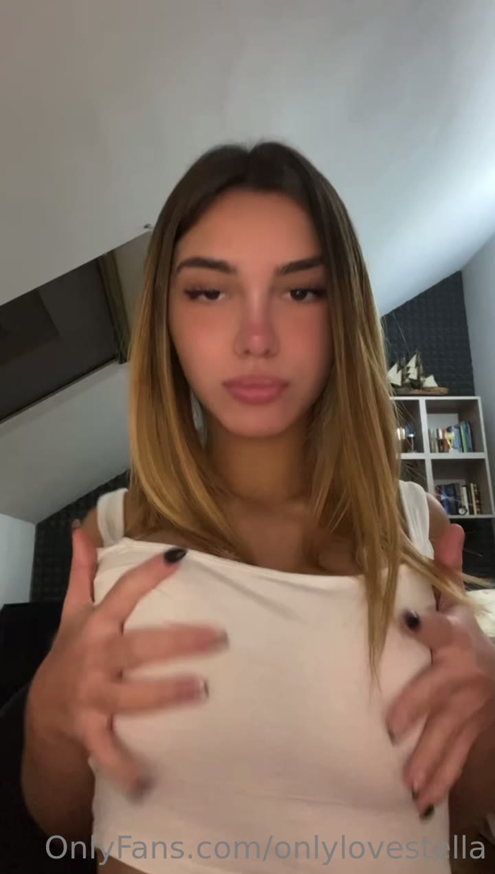 Rebecca Bardaro Nude OF Sensational