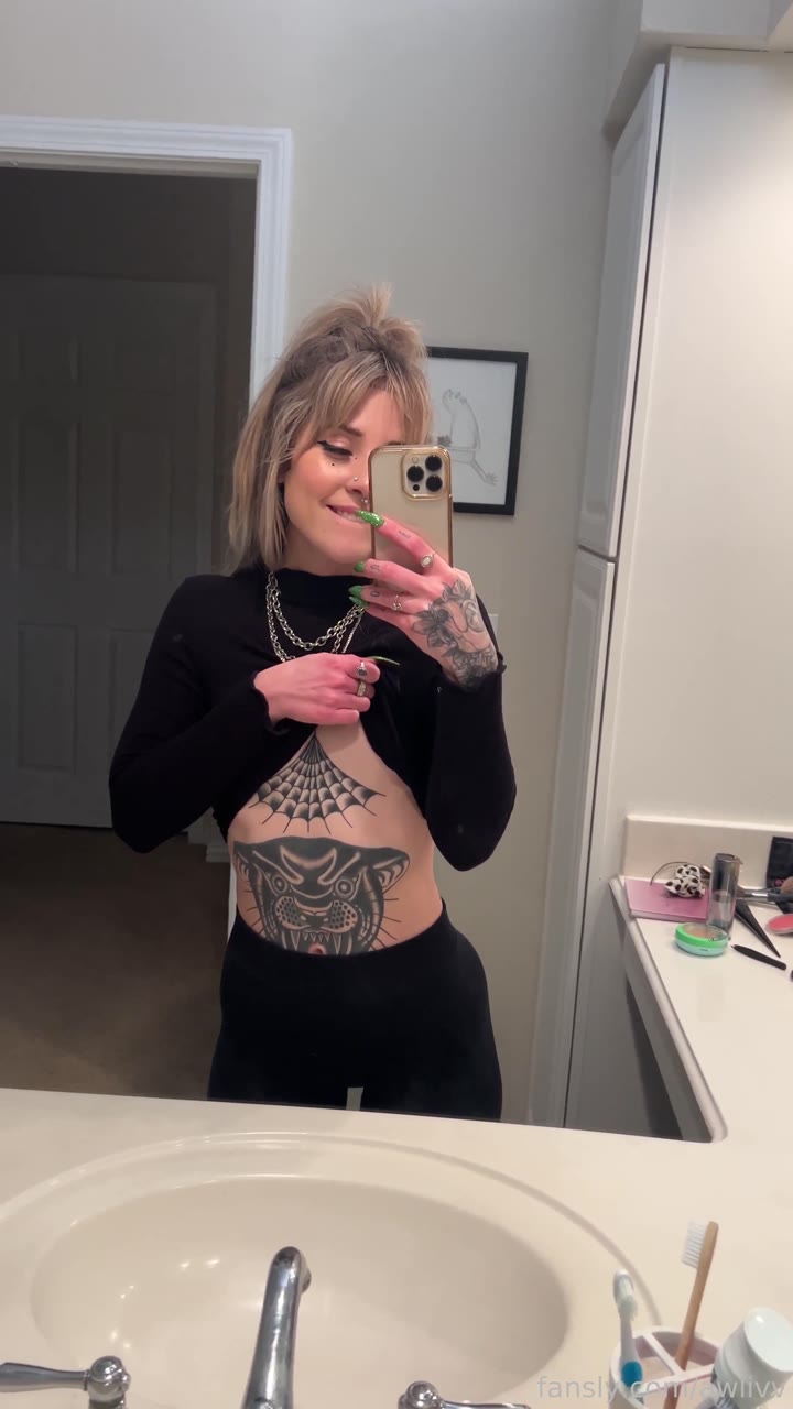 Wondrous Awlivv Body