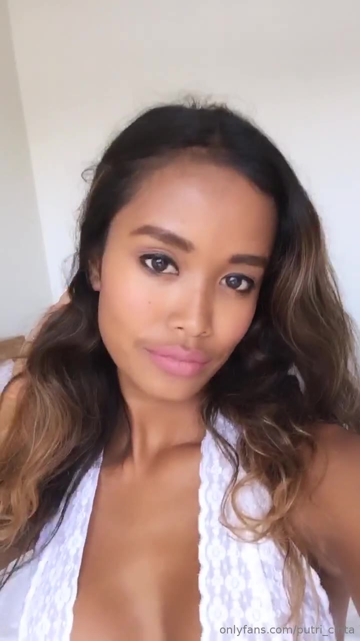 Epic Putri Cinta Sex Tape