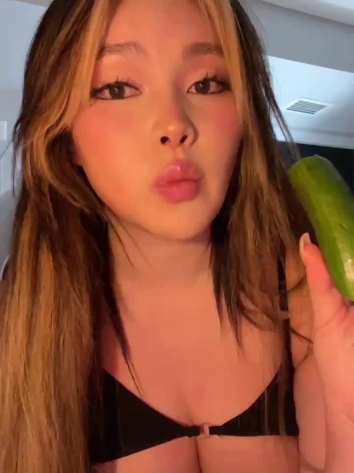 Diakimeko Leaked Fansly Porn Video