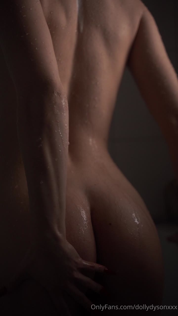 Dolly Dyson Handjob HD Video