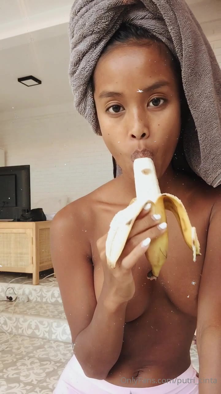 Awesome Putri Cinta OnlyFans Nude Exposed
