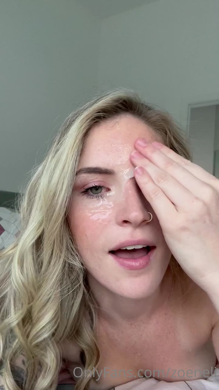 Zoeneli Pussy