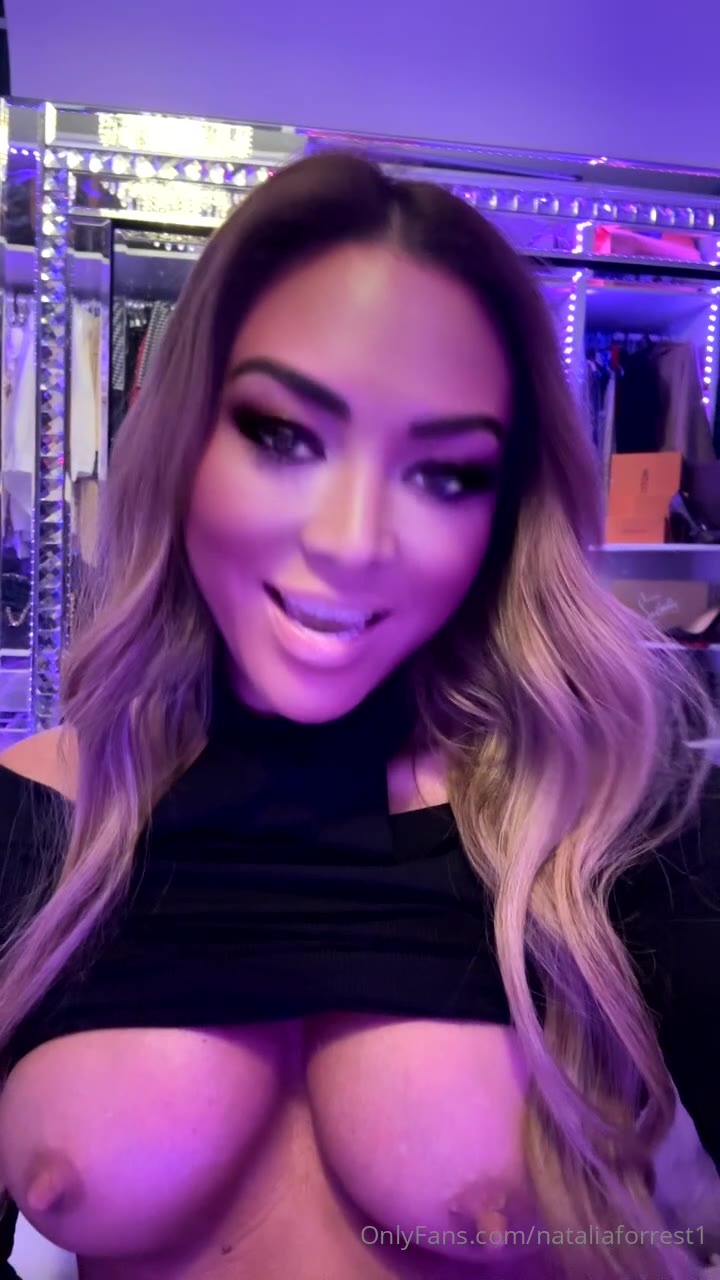 Saucy Natalia Forrest Ass