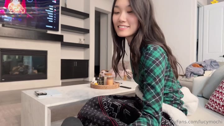 Dirty Lucymochi Performance